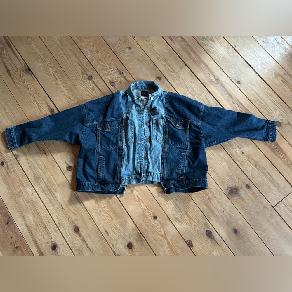 BDG Light and Dark Blue Denim Jacket - Picture 3 of 3